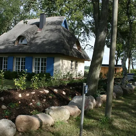 Landhaus An Der Wiek Feriehus *